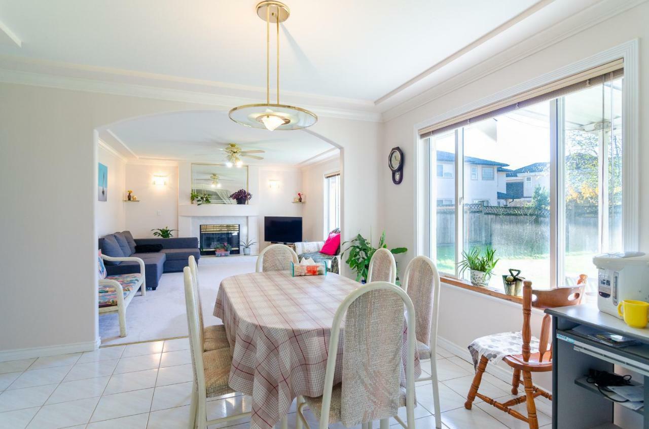 3 Private, Spacious, Bright Rooms In A Gorgeous House New Westminster Exterior photo